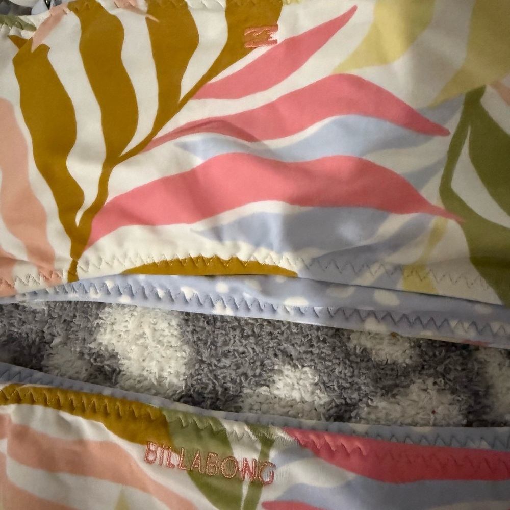 Billabong Swim Bikini Set Medium Reversible Tropic Jungle Multicolor - Picture 3 of 3